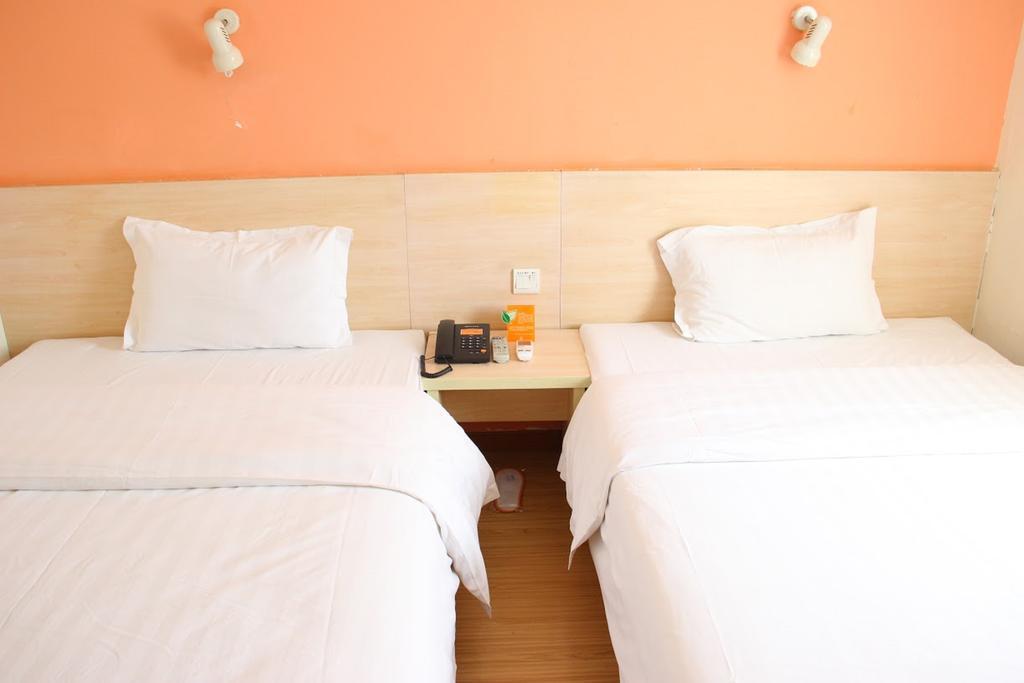 7Days Inn Haikou Hong Kong City Exterior photo